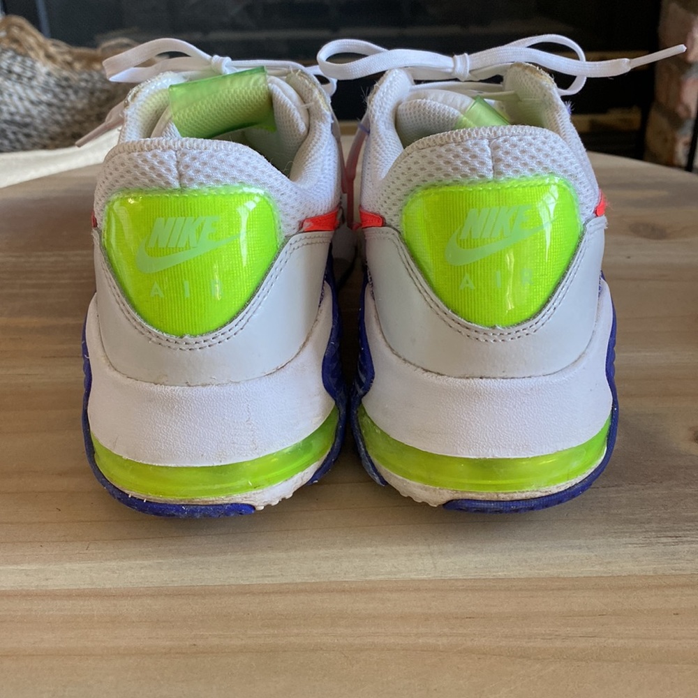NIKE AIR MAX EXCEE AMD, mens size 8 - Picture 3 of 6